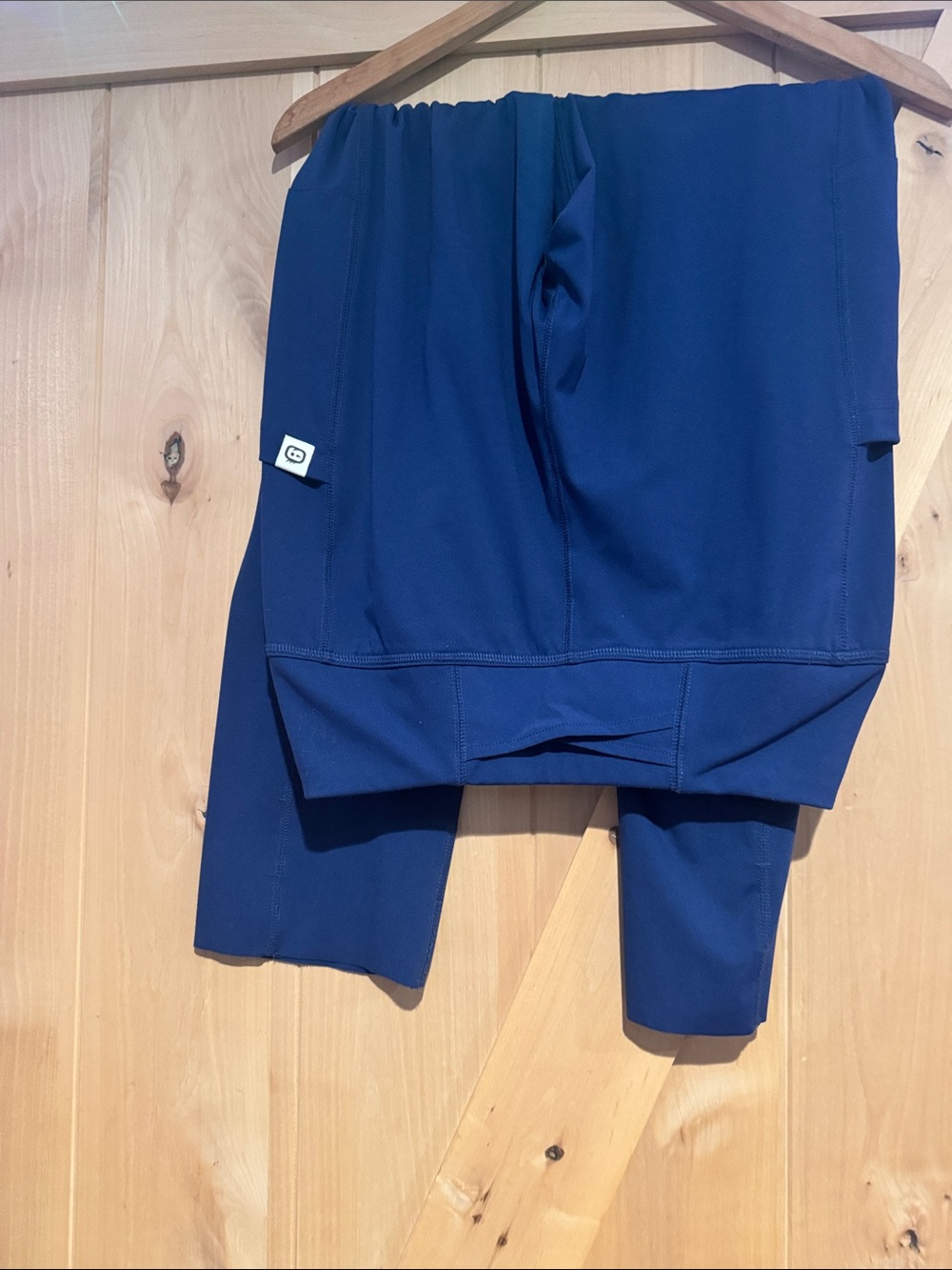 Women’s navy blue wink scrub leggings